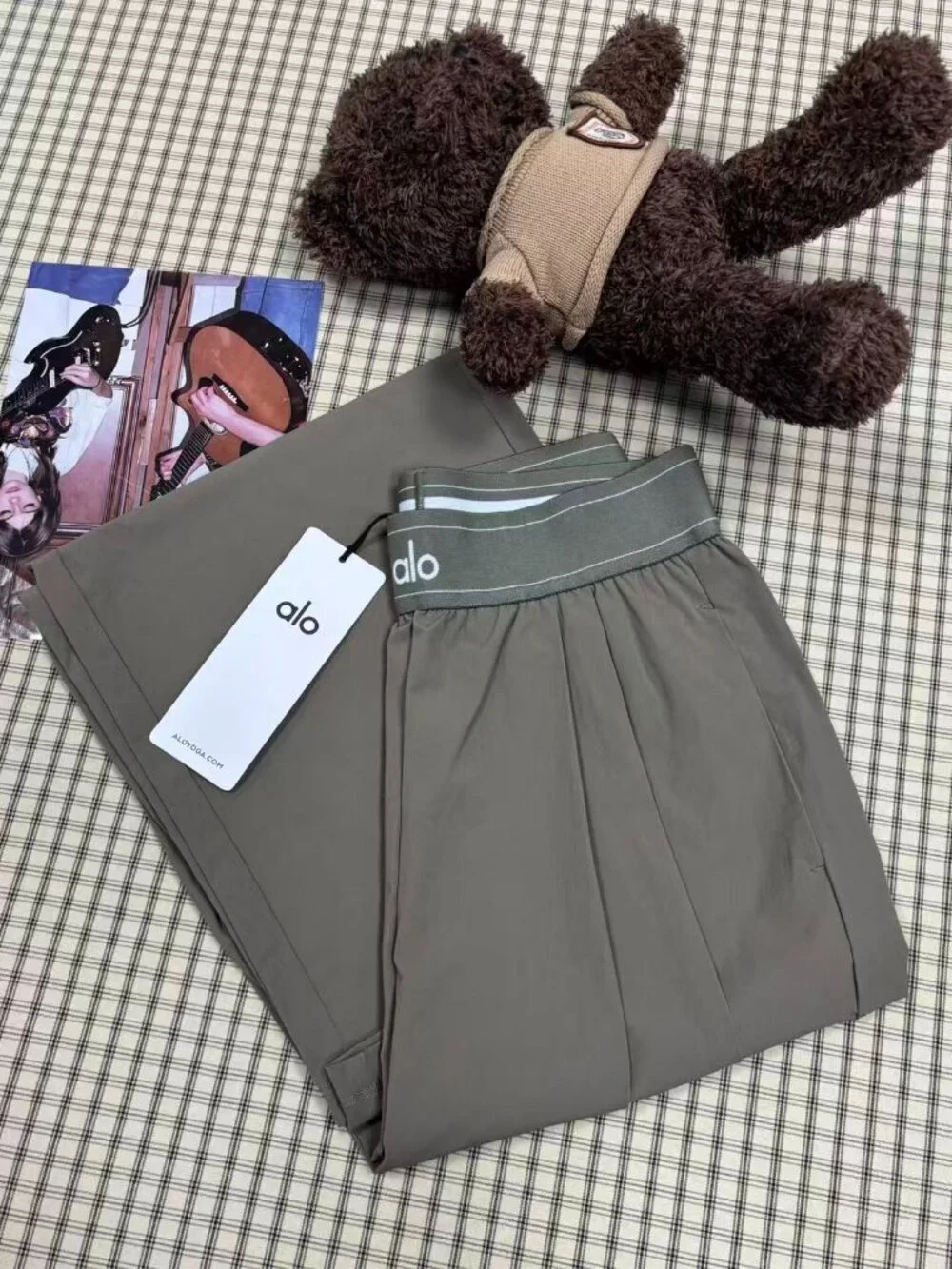 🤍Alo Yoga Suit Up Trouser Olive Regular Loose Straight Leg 30